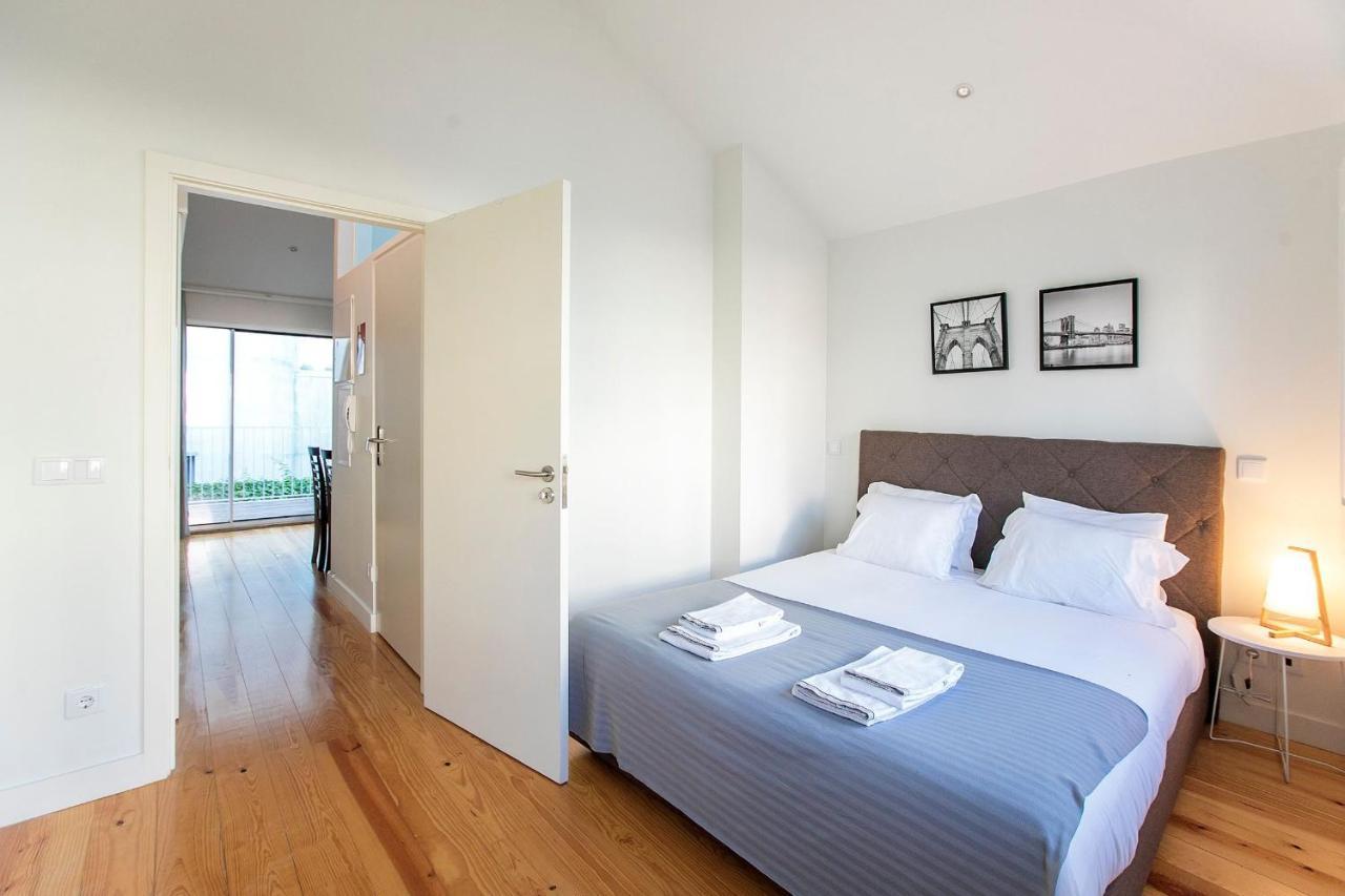 Lovelystay - Cozy 1Br In Santa Catarina W/ Balcony 포르투 외부 사진